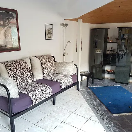 Sonnenbuehl & Garden An Den Thermen '35c' דירה באד דיצנבאך